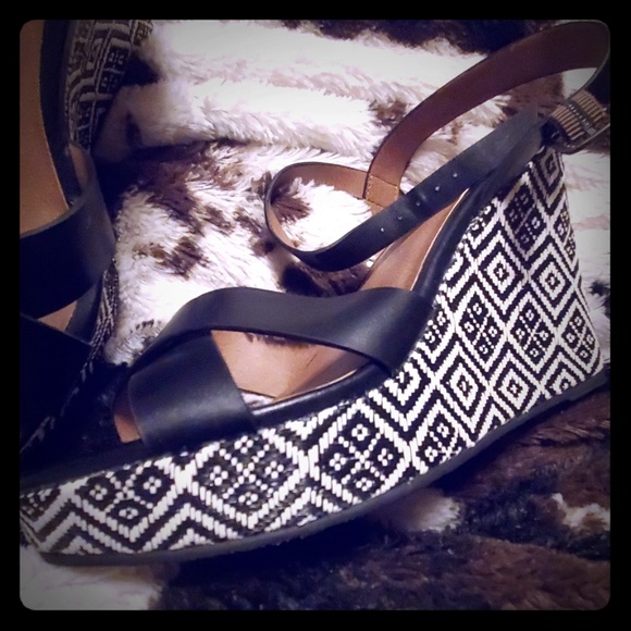 Mudd Boho Platform Wedge - Picture 3 of 8